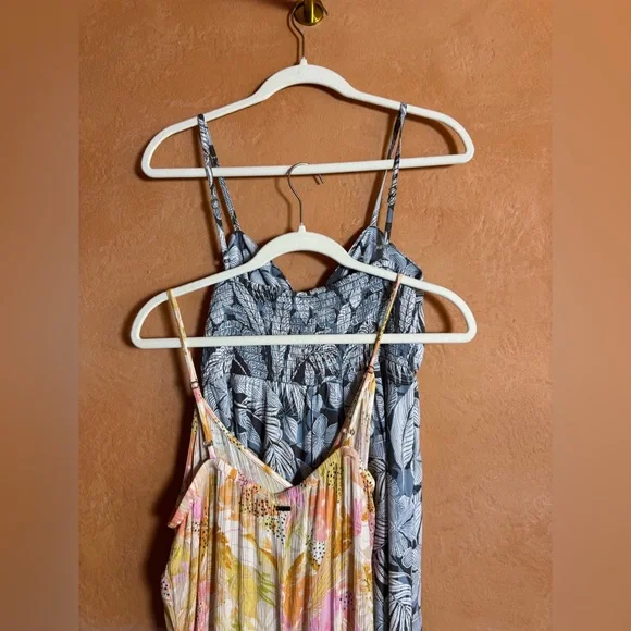 O’Neill Women’s Medium Tropical Wide Leg Jumpsuit Bundle Blue & Yellow - Picture 6 of 9